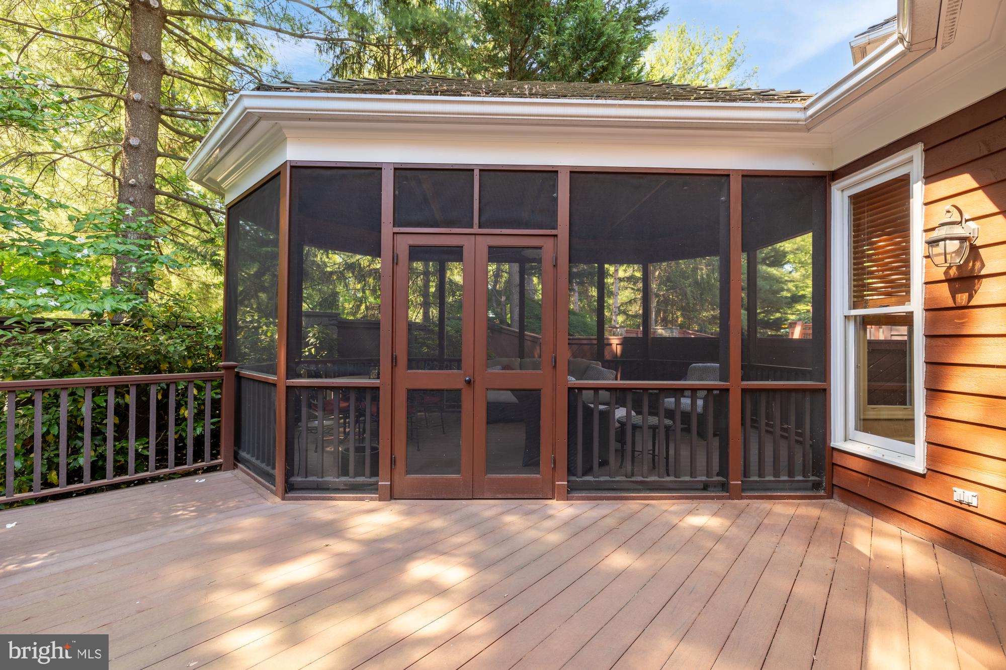 GROSVENOR WOODS - Residential