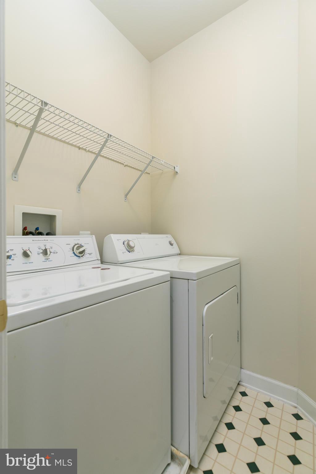 KING FARM BAILEYS COMMON - Residential Lease