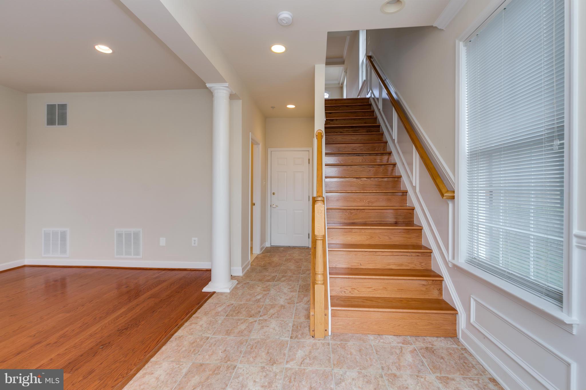 KING FARM BAILEYS COMMON - Residential Lease