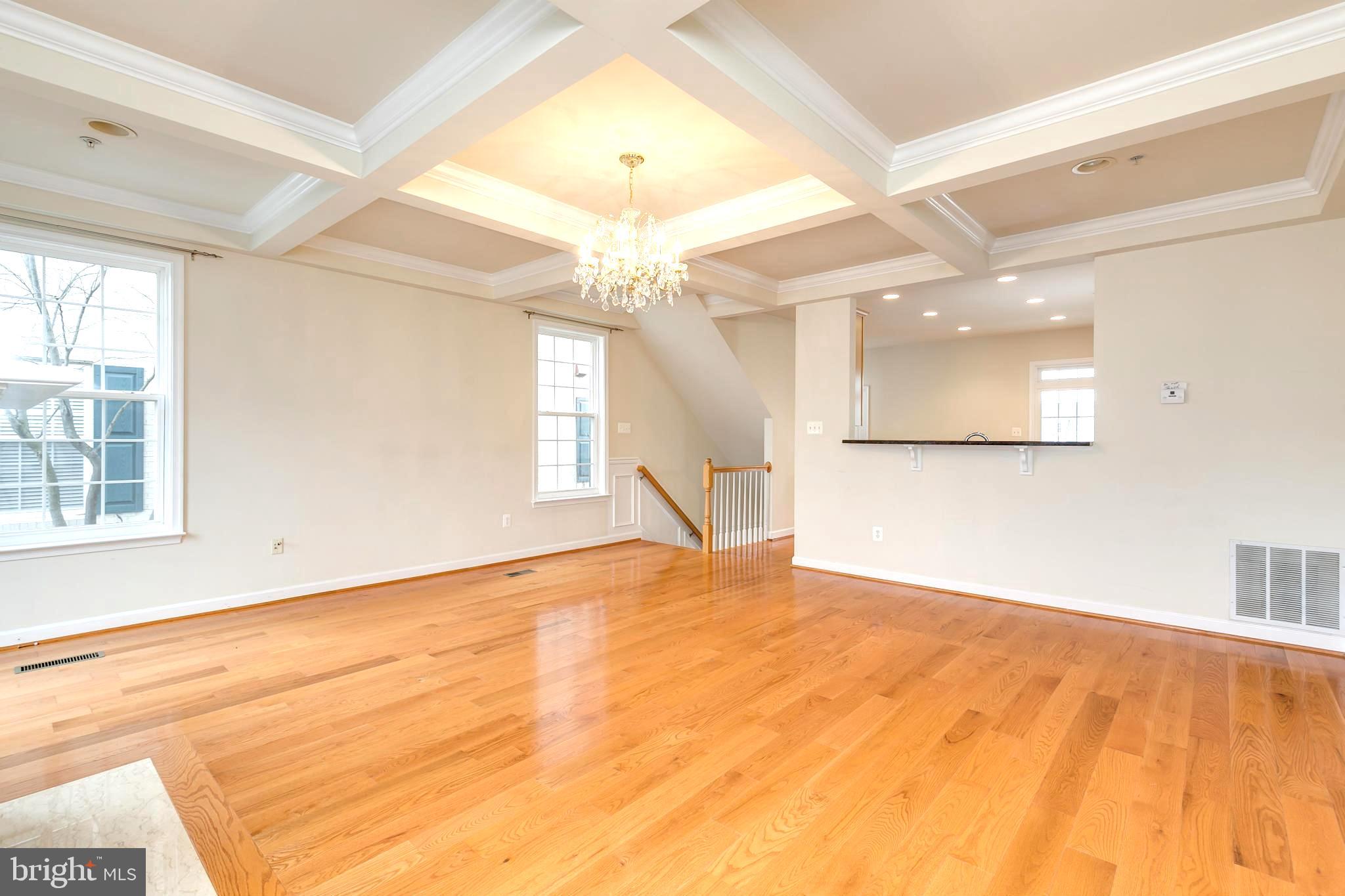 KING FARM BAILEYS COMMON - Residential Lease