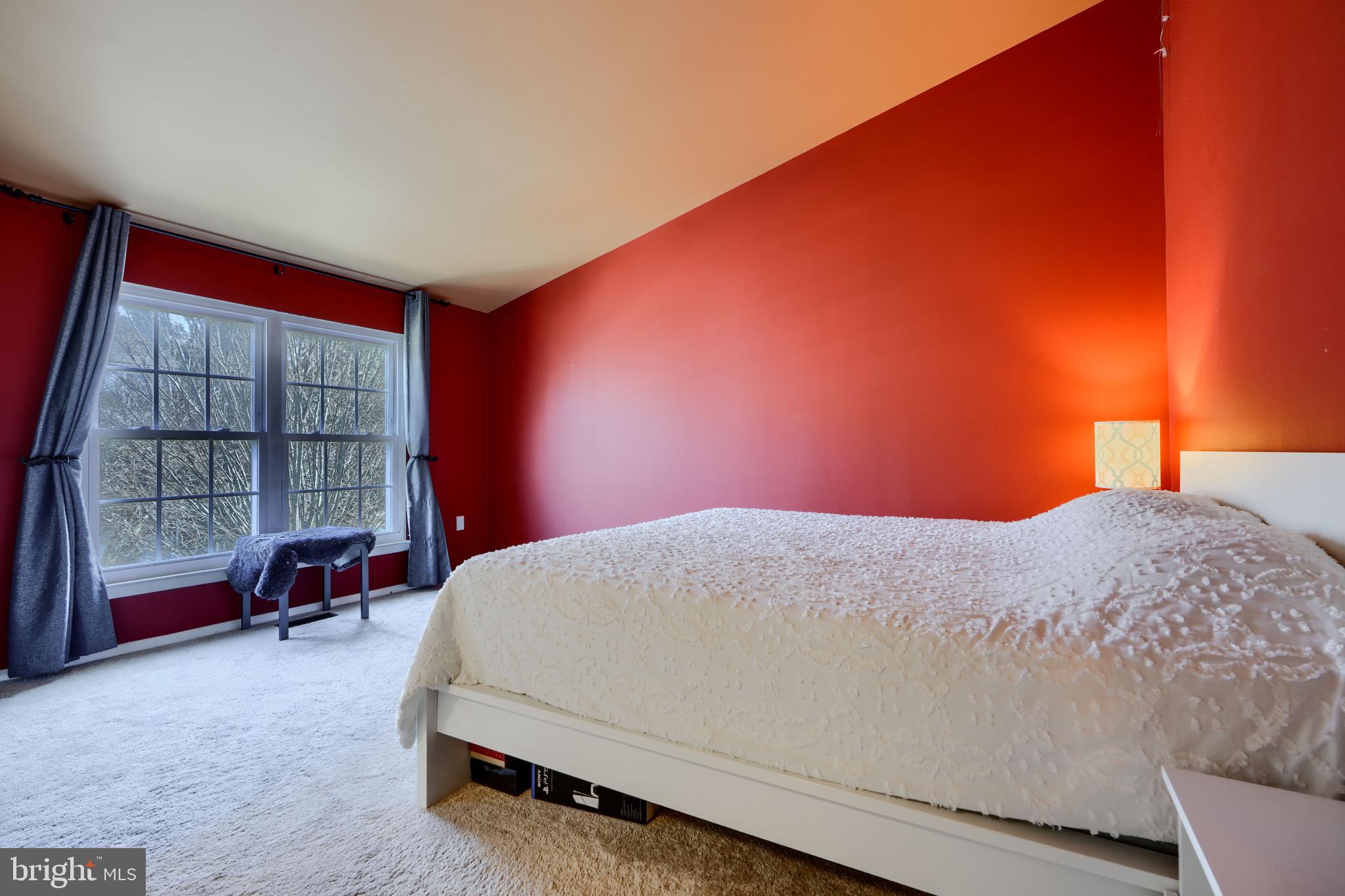 FLOWER HILL - Residential