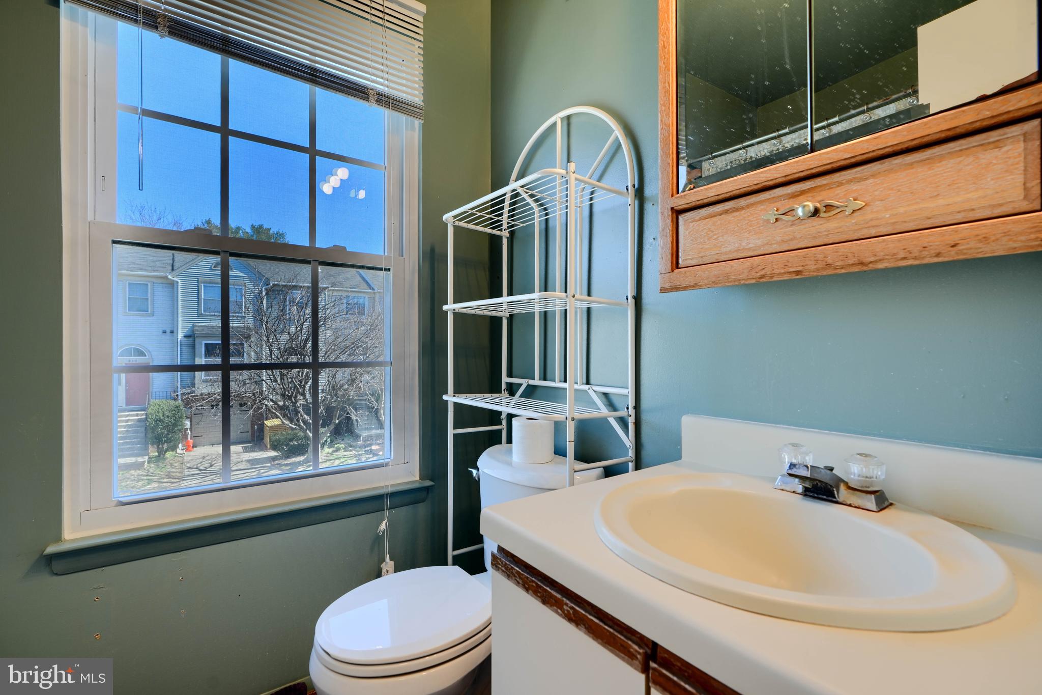 FLOWER HILL - Residential