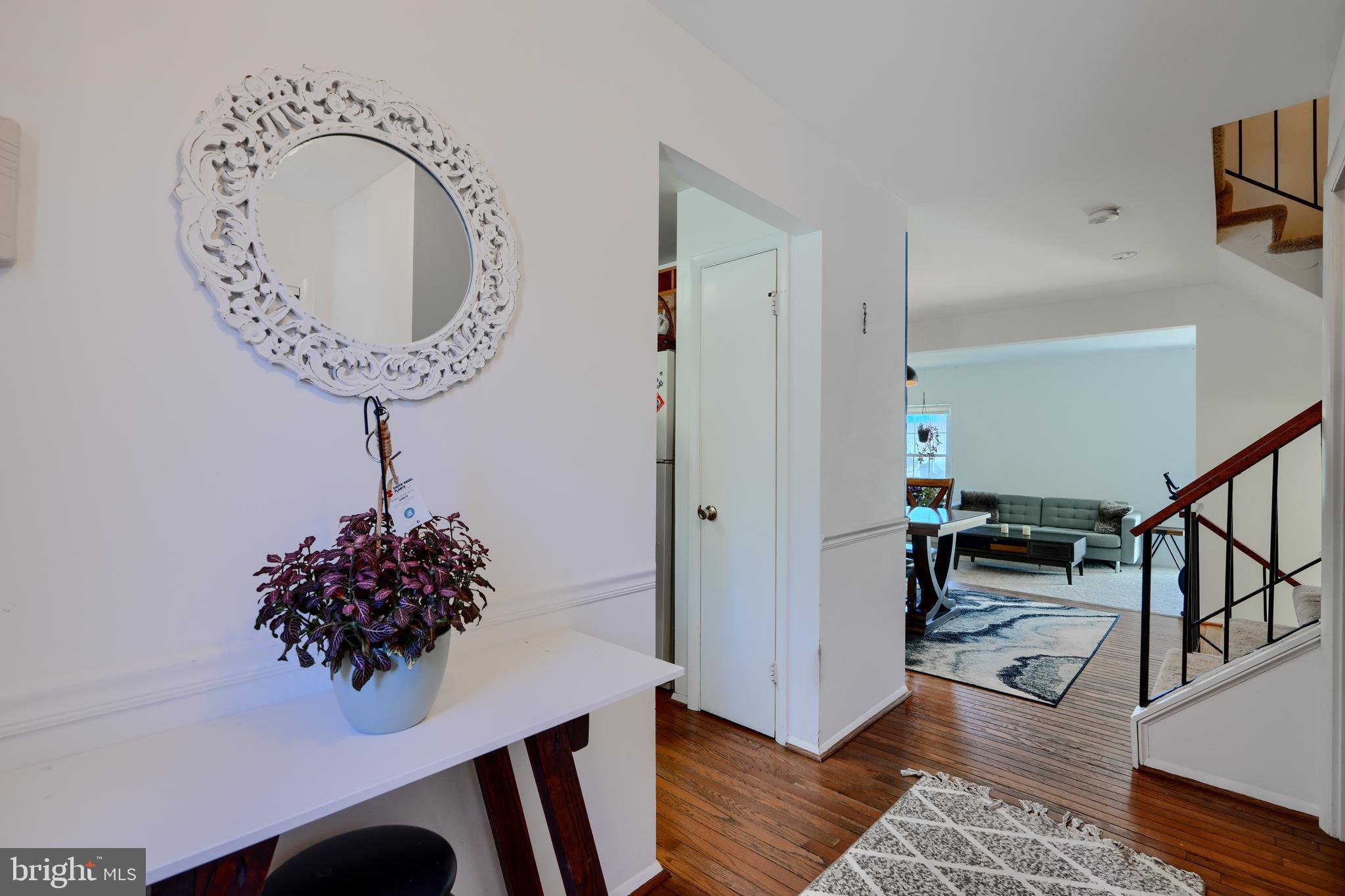 FLOWER HILL - Residential