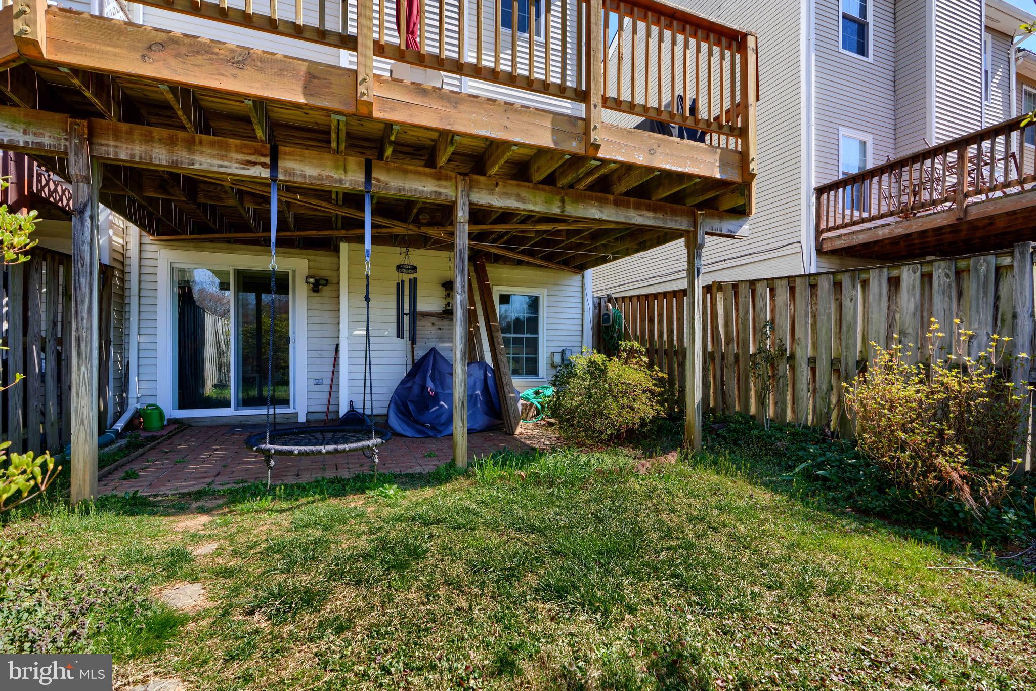 FLOWER HILL - Residential