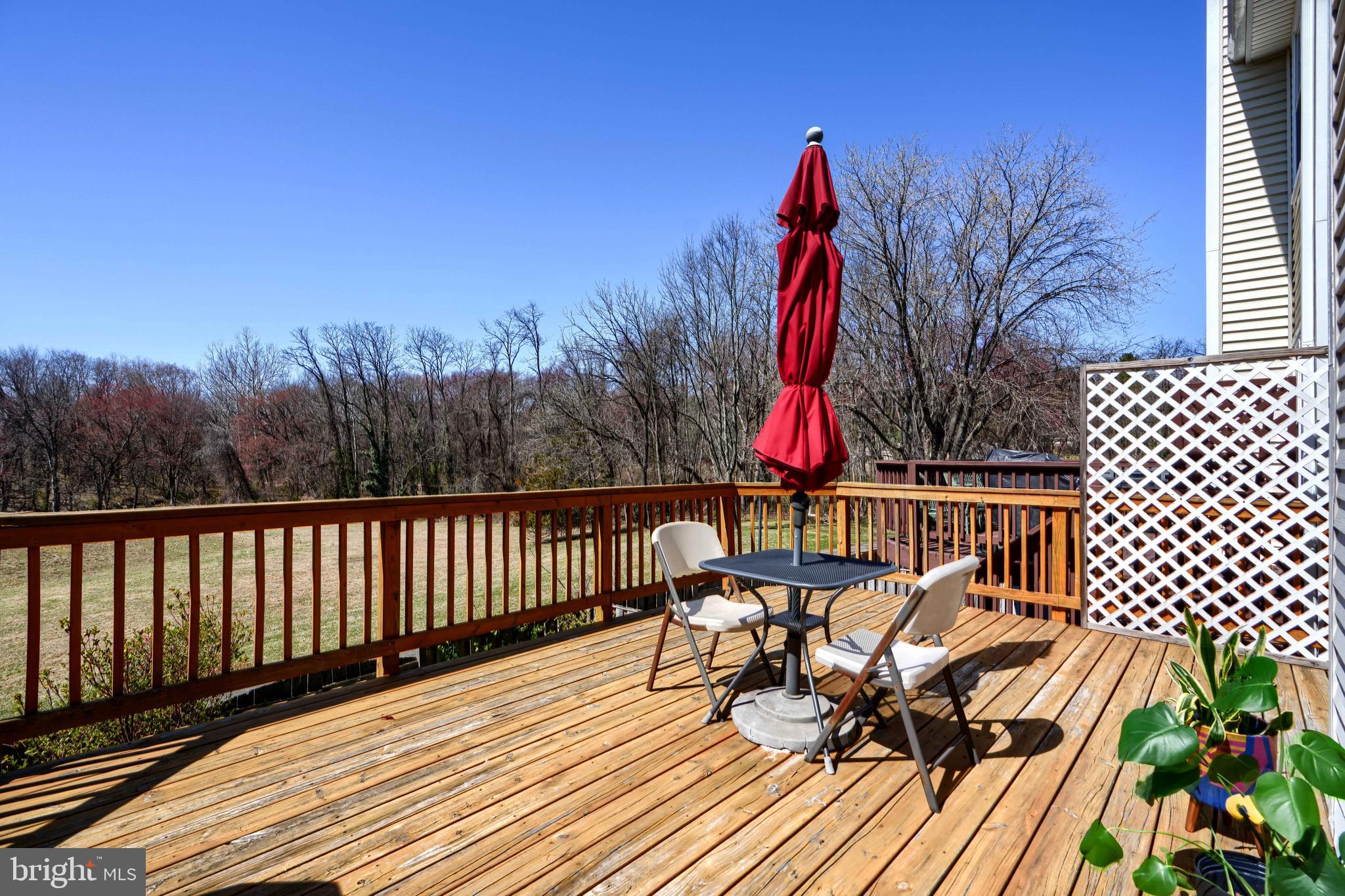 FLOWER HILL - Residential