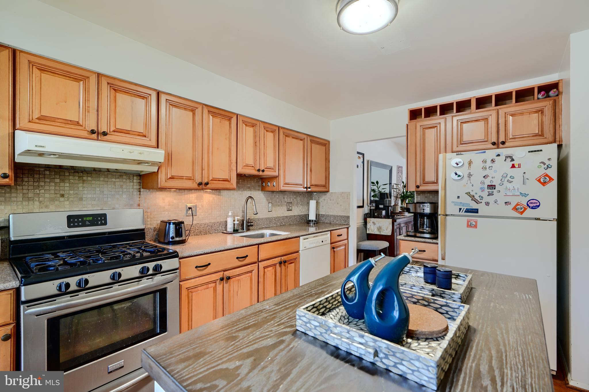 18313 HALLMARK COURT