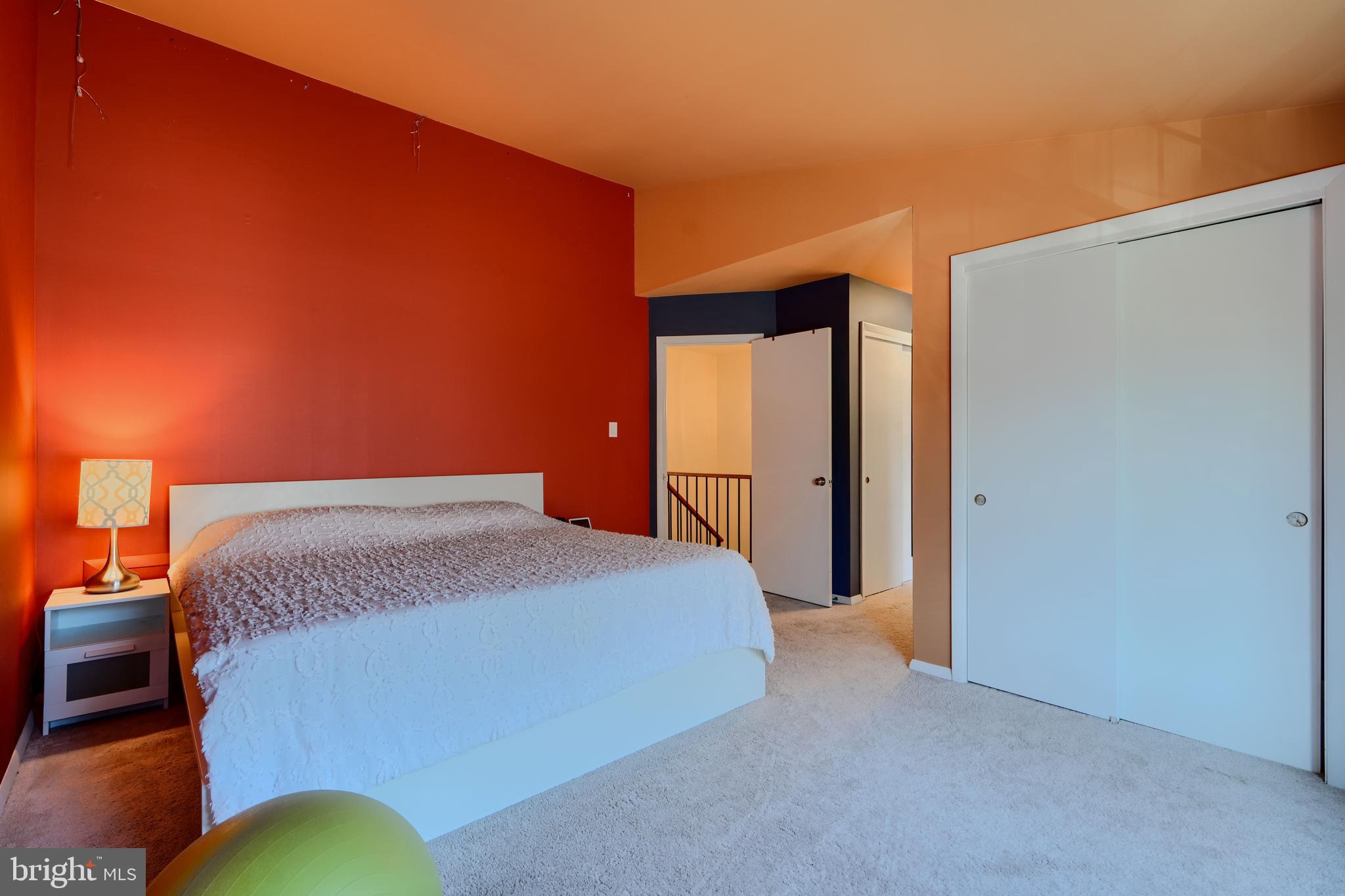 FLOWER HILL - Residential