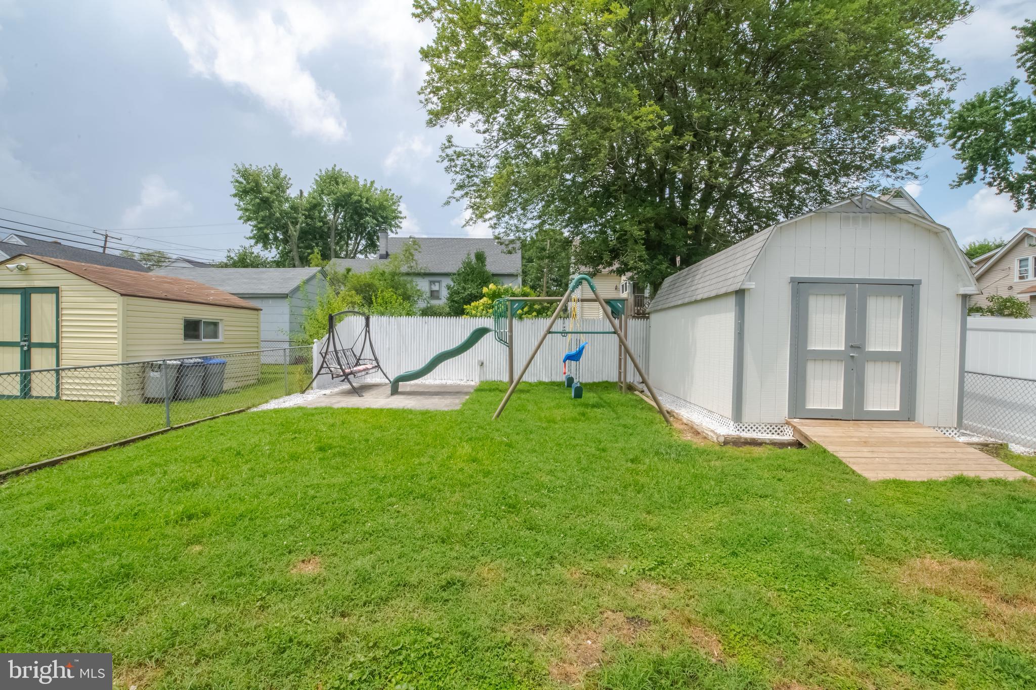 LINWOOD - Residential