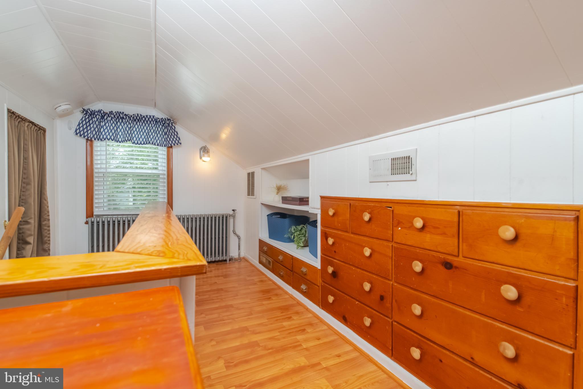 LINWOOD - Residential