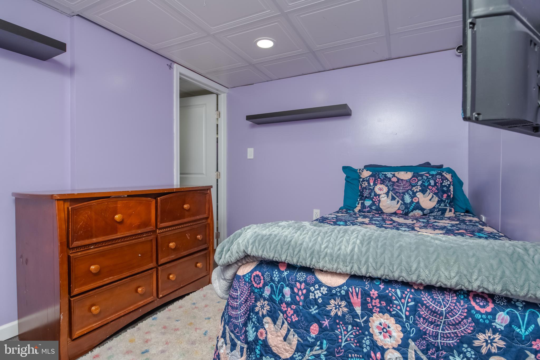 LINWOOD - Residential