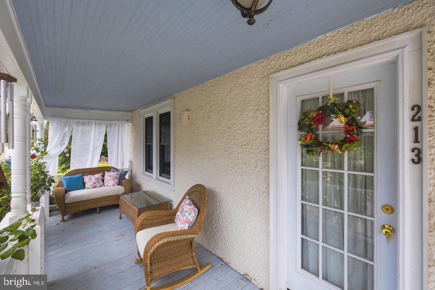 213 E STONEWALL DRIVE