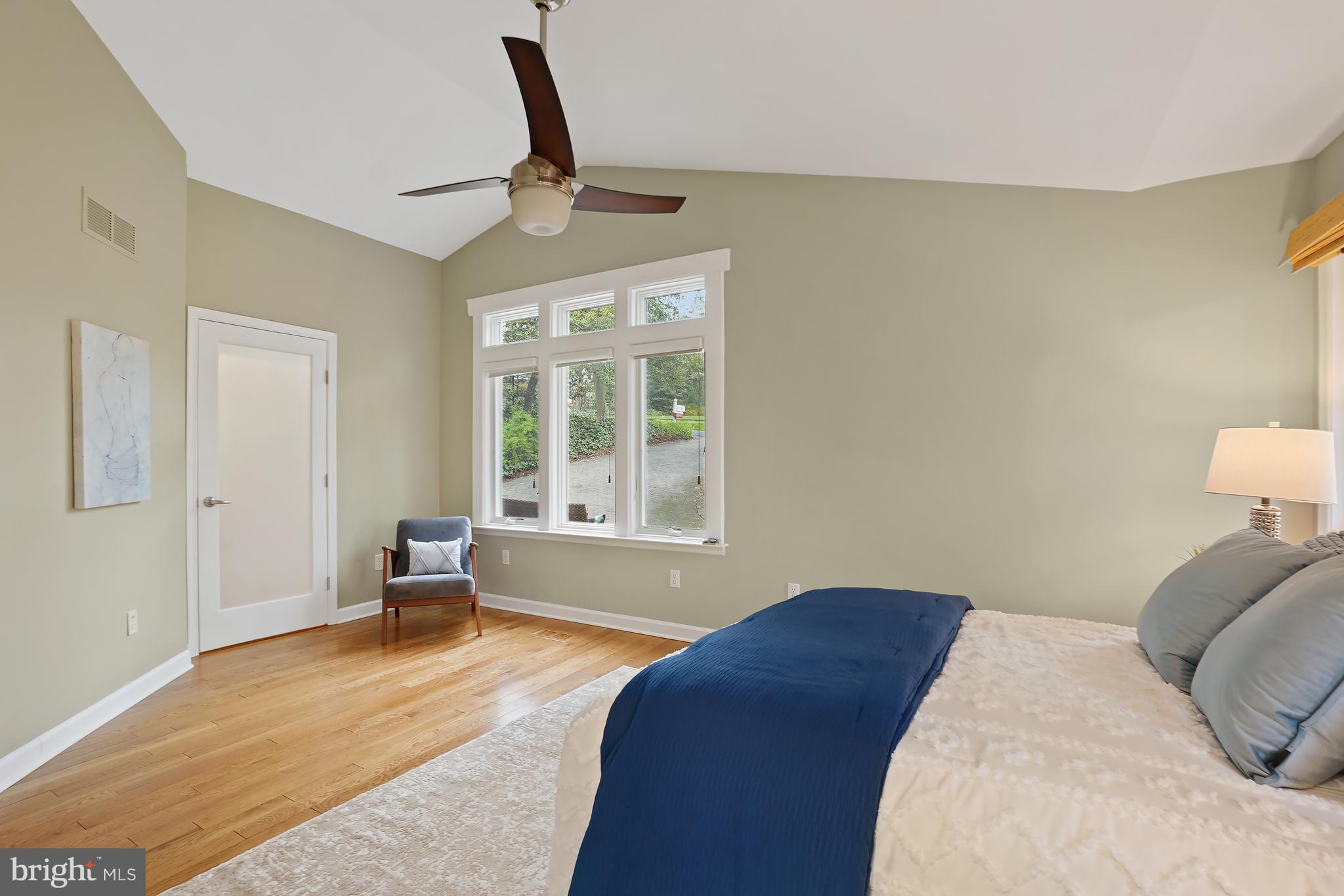 ROUND BAY - Residential