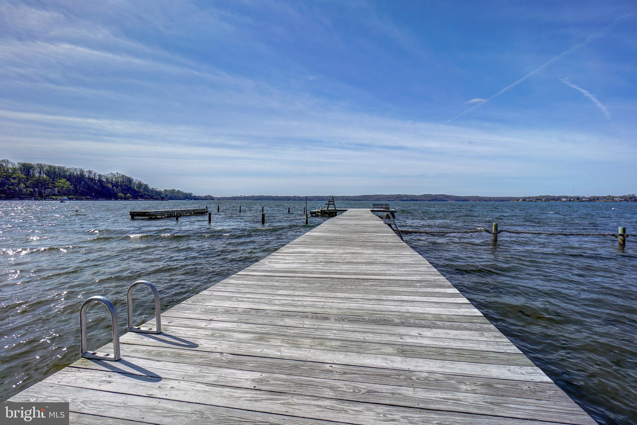 ROUND BAY - Residential