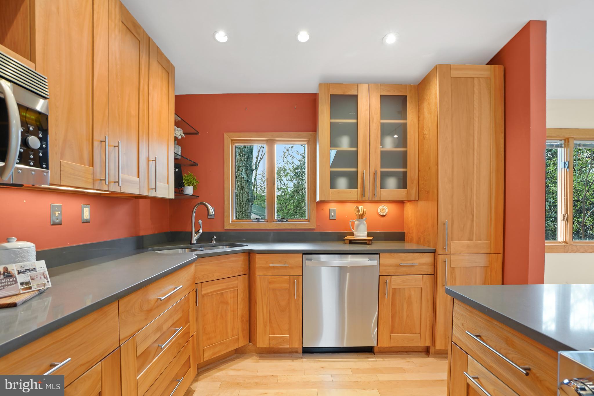 ROUND BAY - Residential