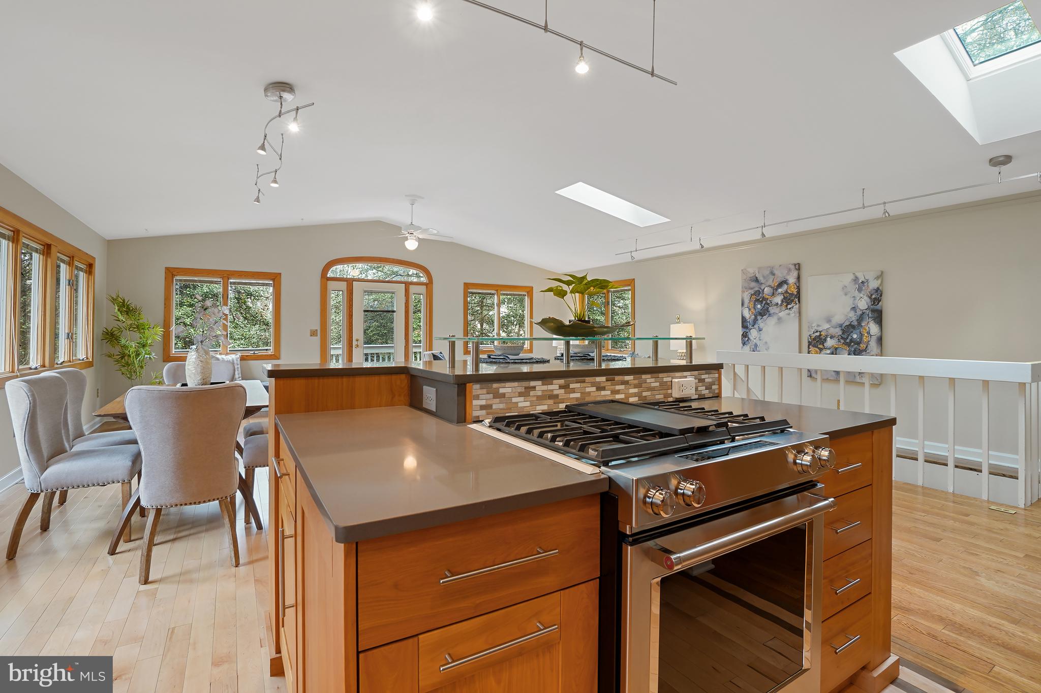 ROUND BAY - Residential