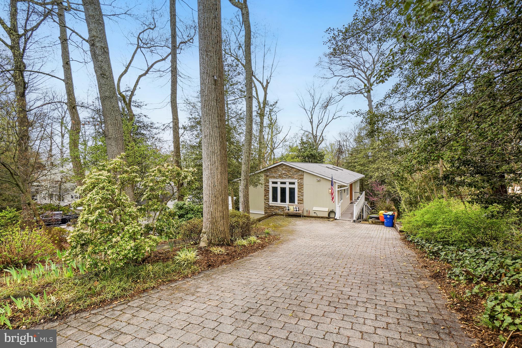 ROUND BAY - Residential