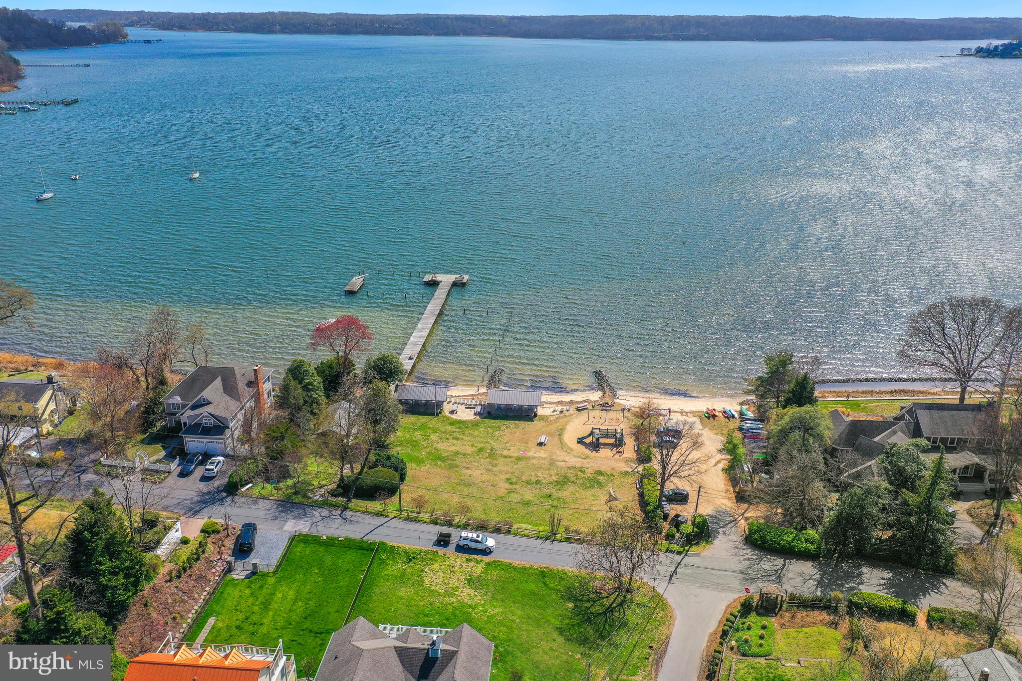 ROUND BAY - Residential