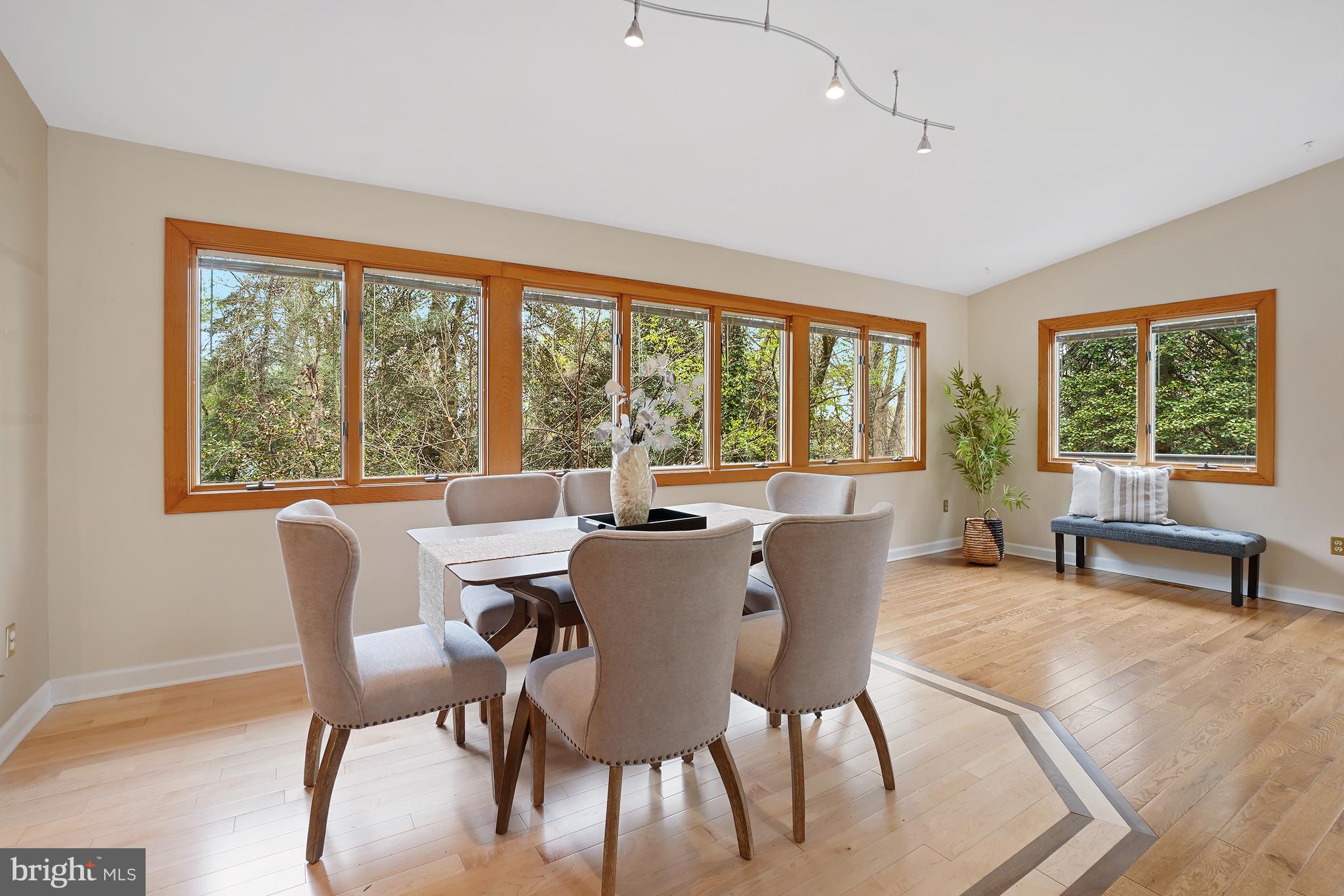 ROUND BAY - Residential