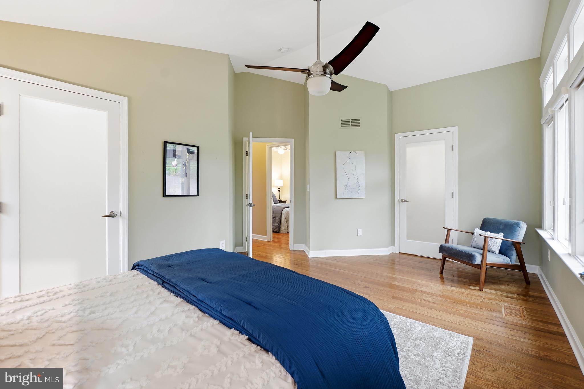 ROUND BAY - Residential