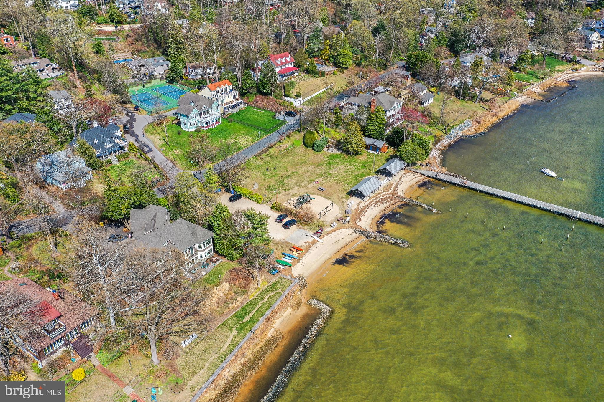 ROUND BAY - Residential