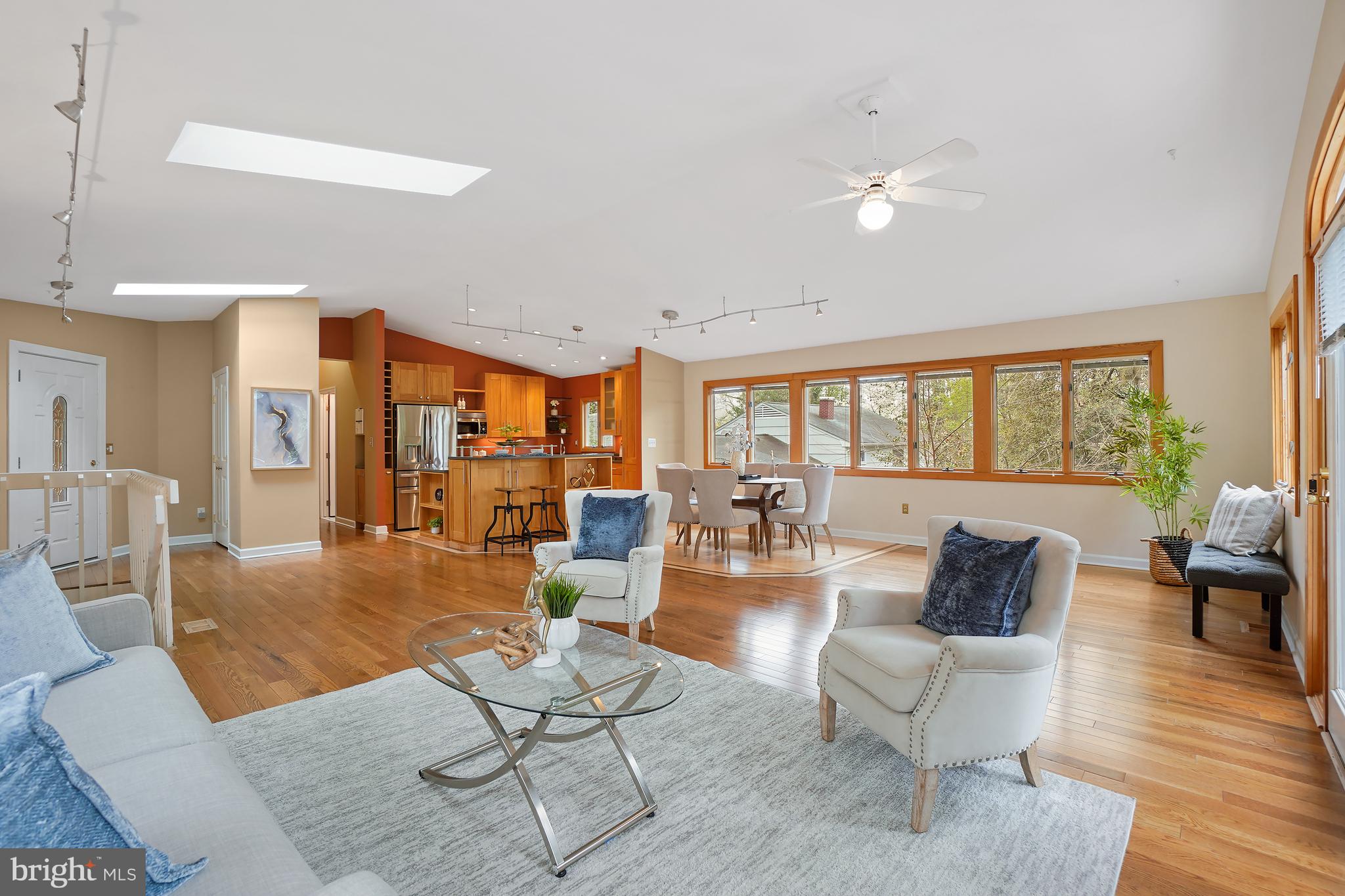 ROUND BAY - Residential