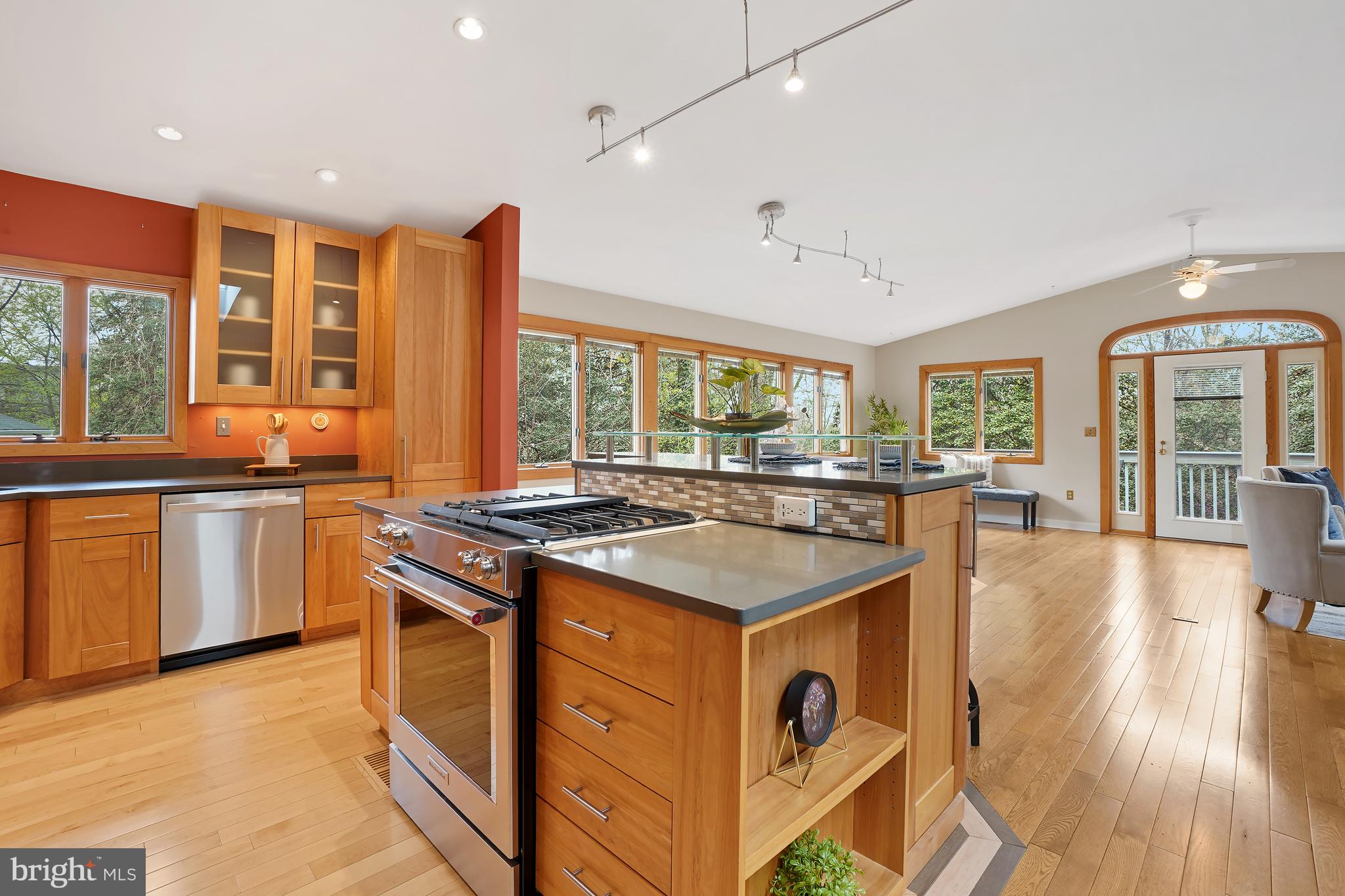 ROUND BAY - Residential