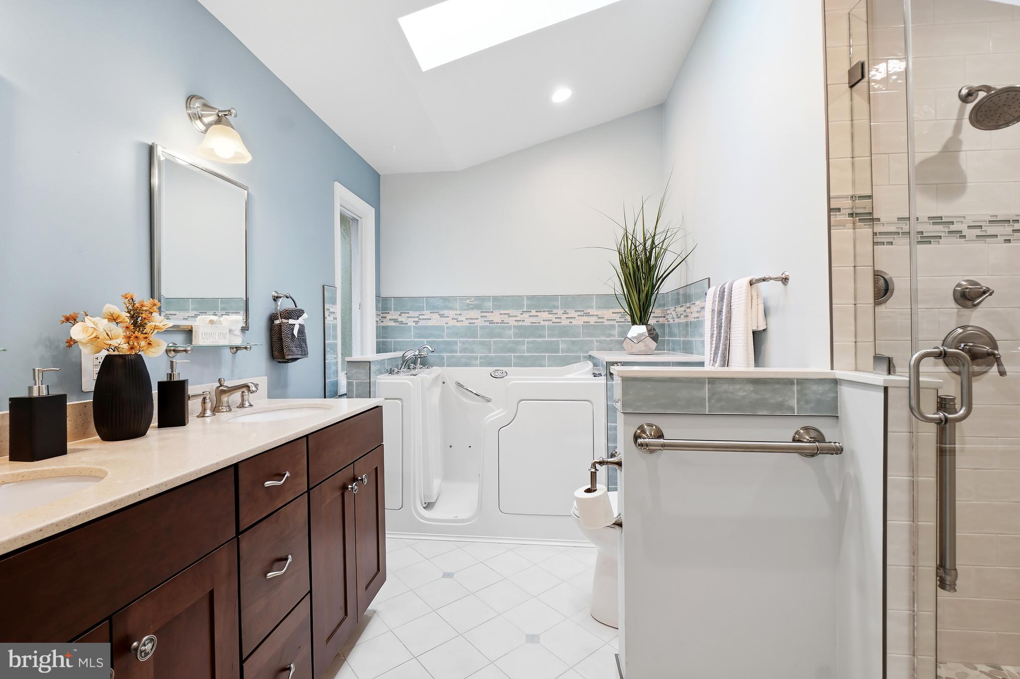 ROUND BAY - Residential