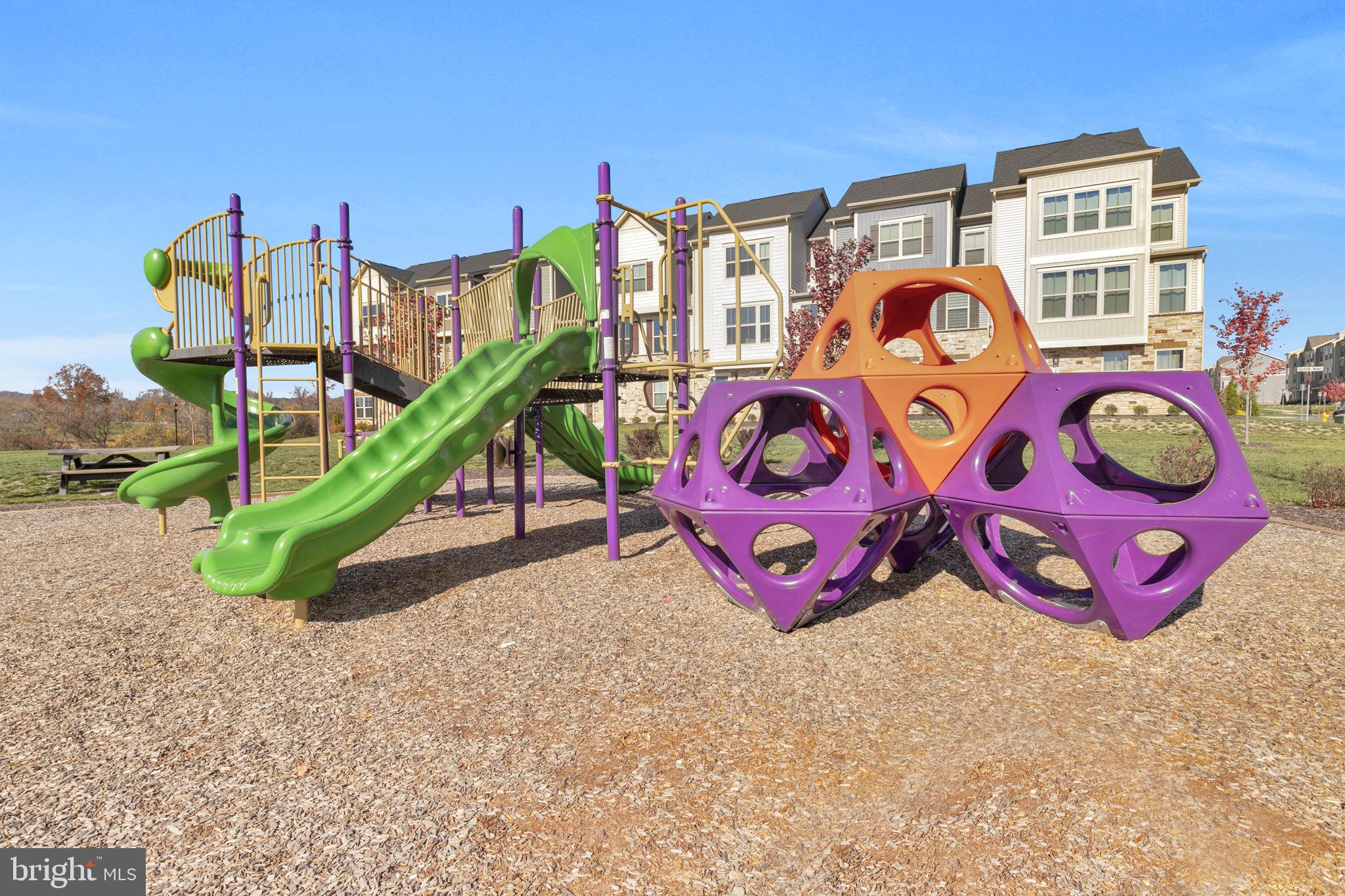 HARRINGTON TERRACE - Residential