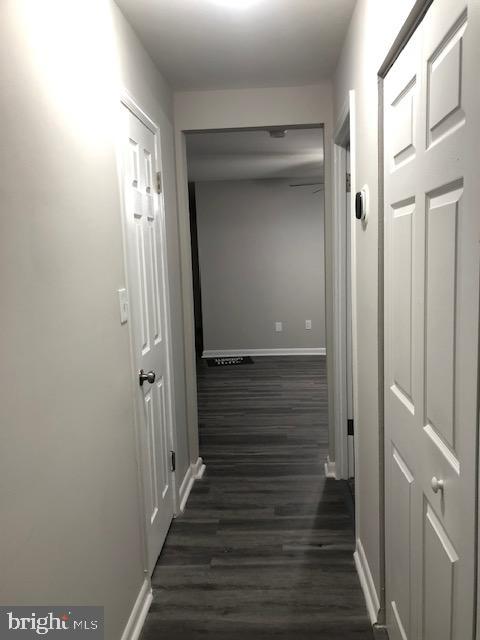 MARLOW TOWERS CONDOMINIUMS - Residential Lease