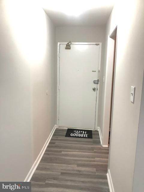 MARLOW TOWERS CONDOMINIUMS - Residential Lease