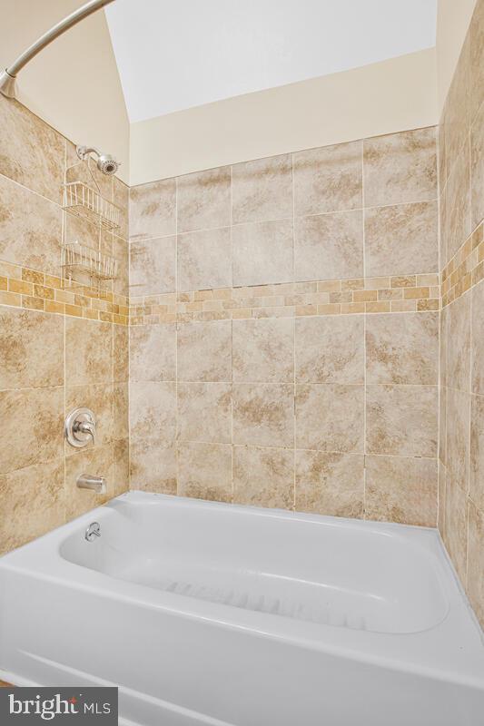 ORCHARD BEACH - Residential