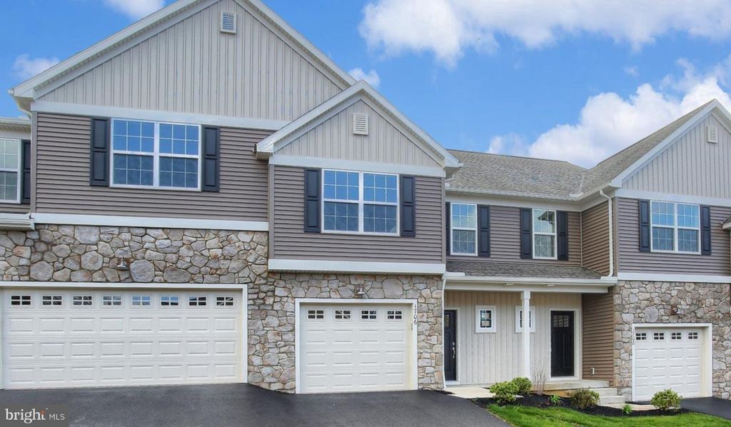Photo of 1706 Shady Ln, MECHANICSBURG, PA 17055 (MLS # PACB2046872)