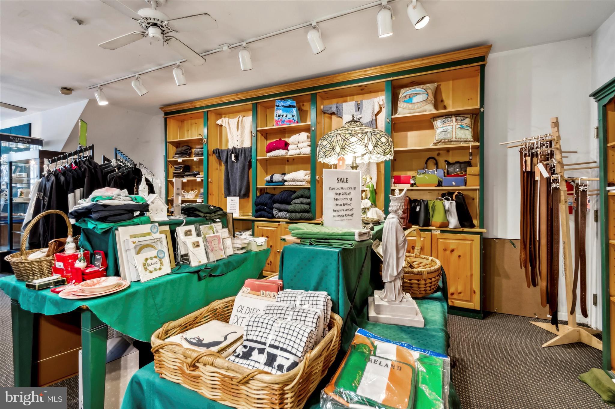 SOCIETY HILL - Residential