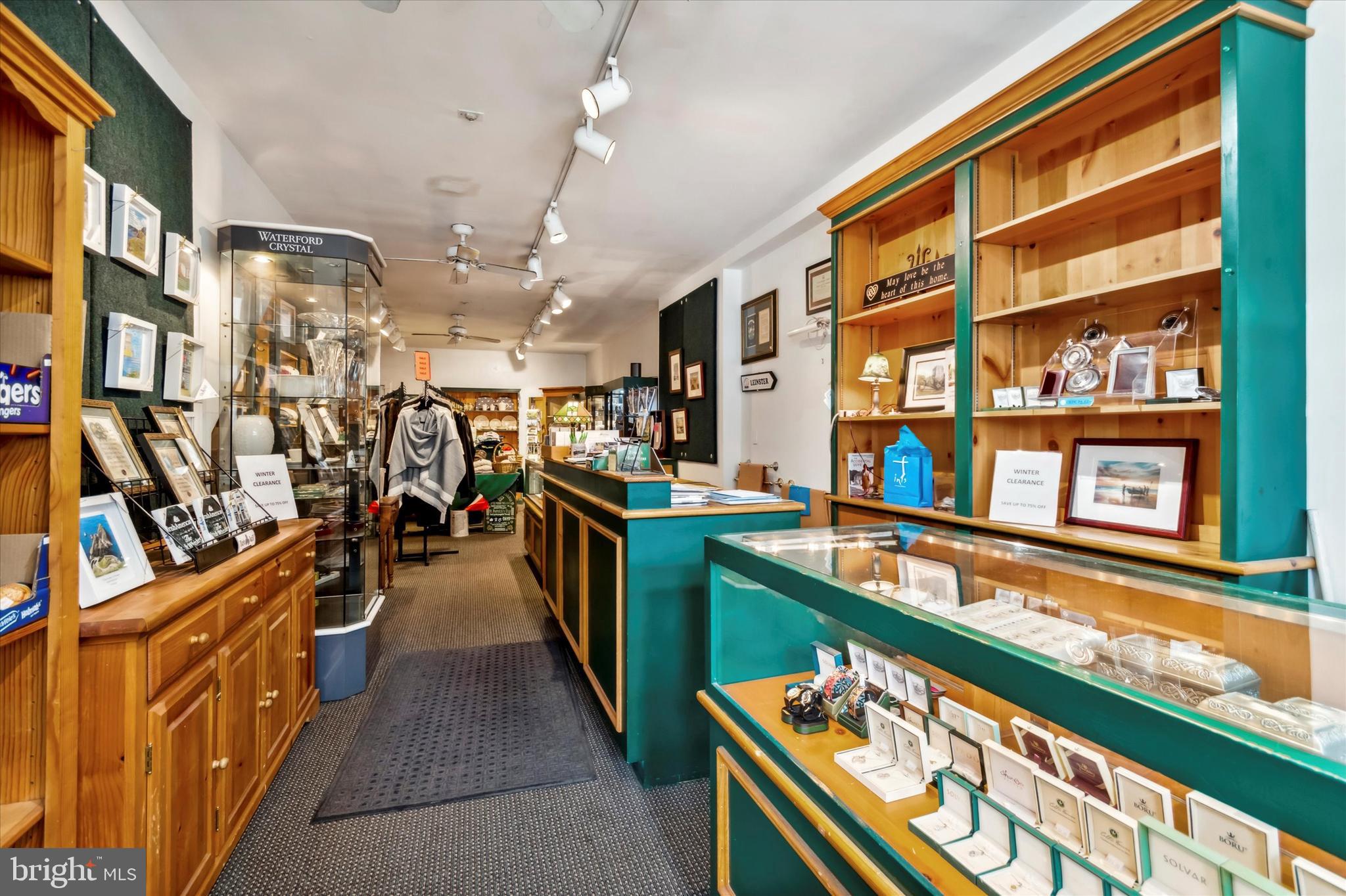 SOCIETY HILL - Residential