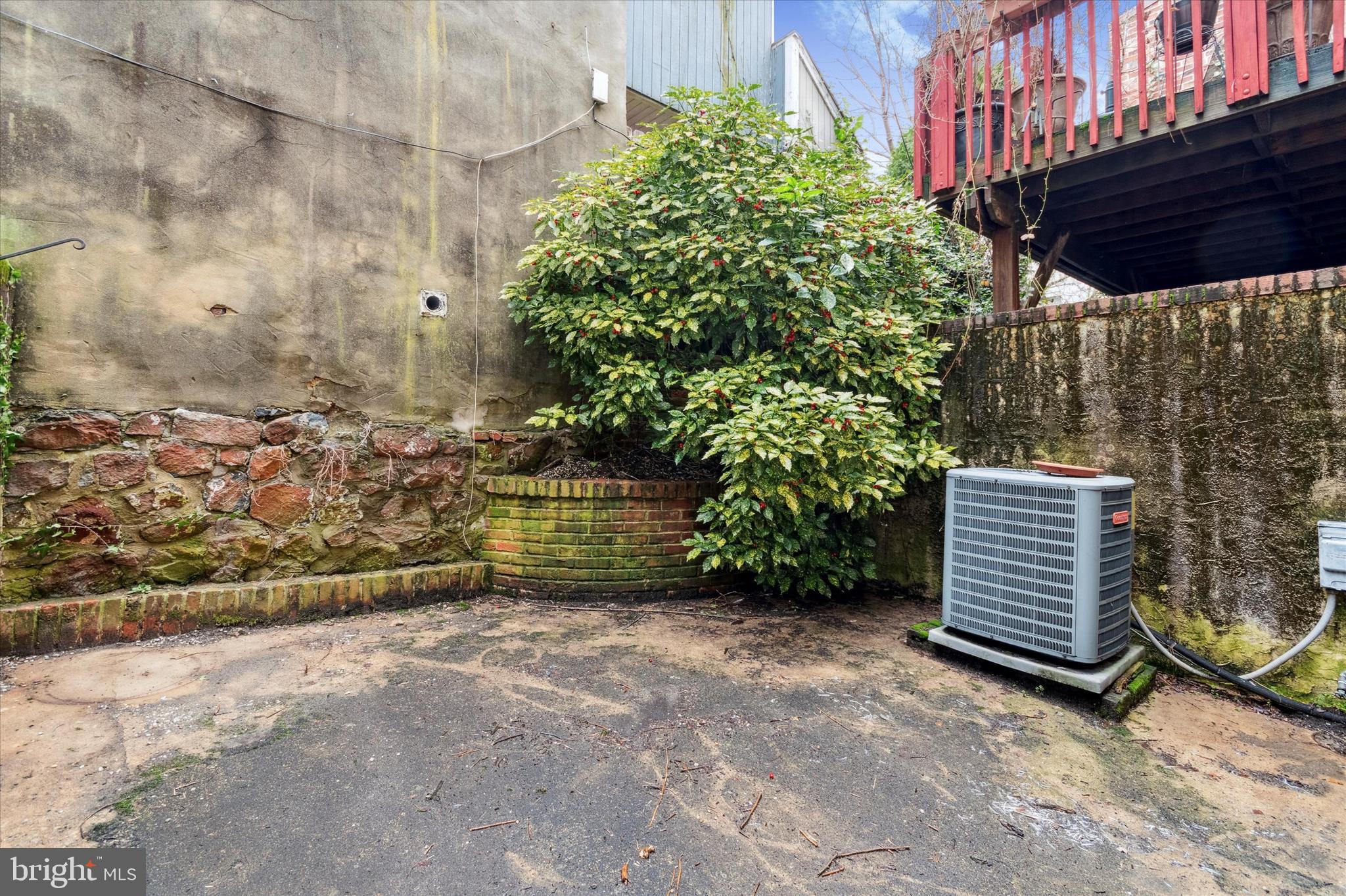 SOCIETY HILL - Residential