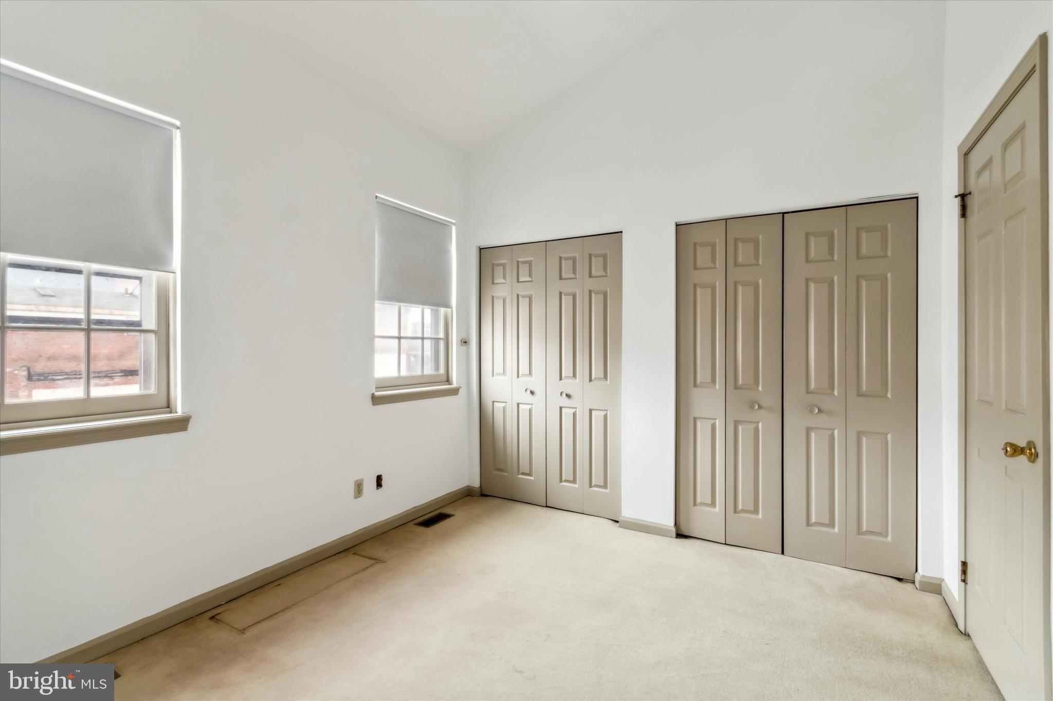 SOCIETY HILL - Residential