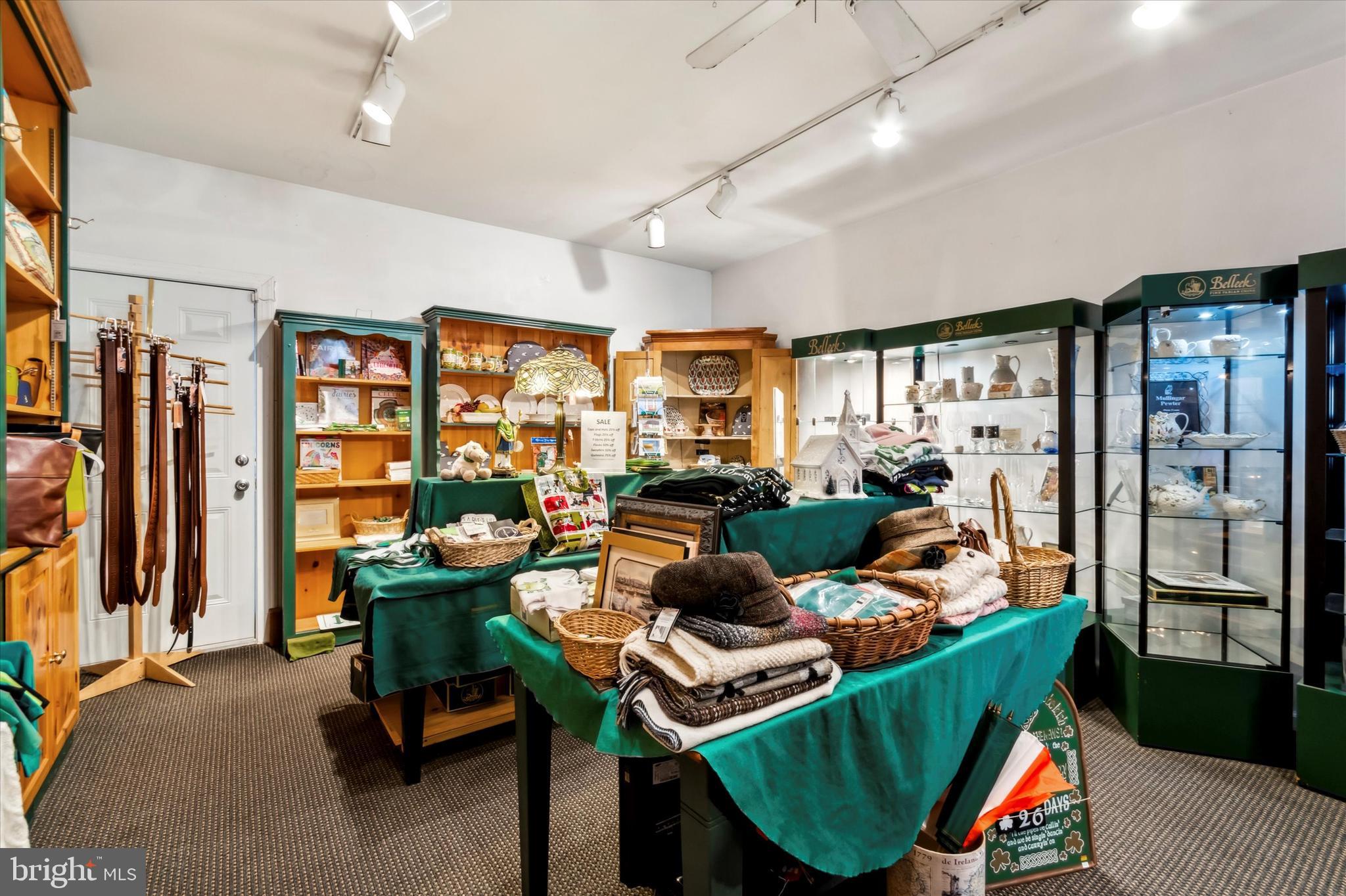 SOCIETY HILL - Residential