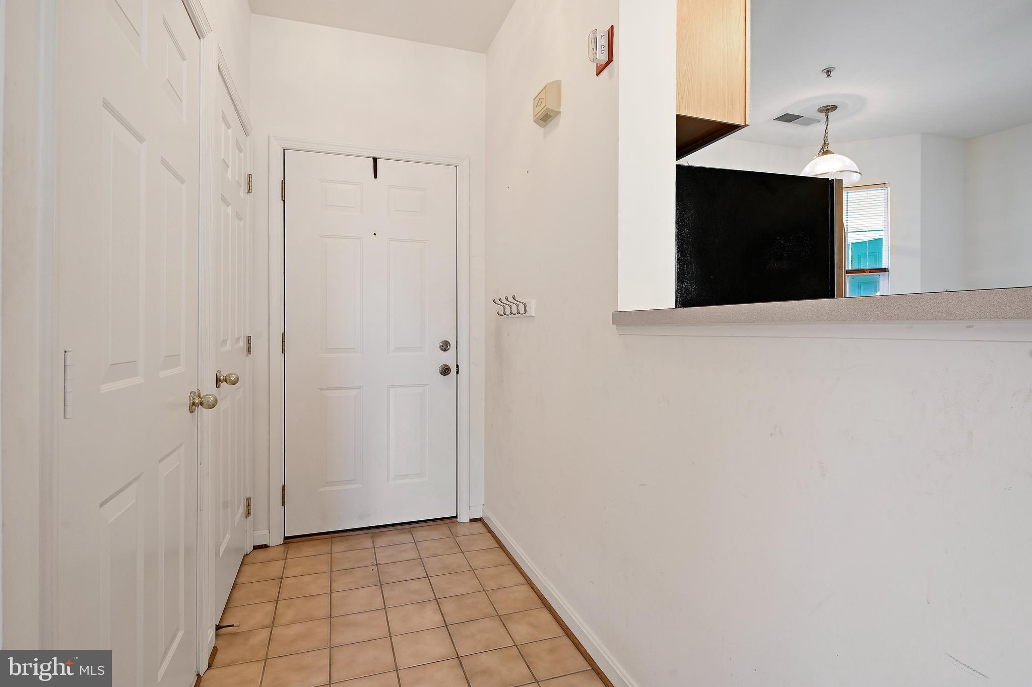 HOLLINGTON - Residential