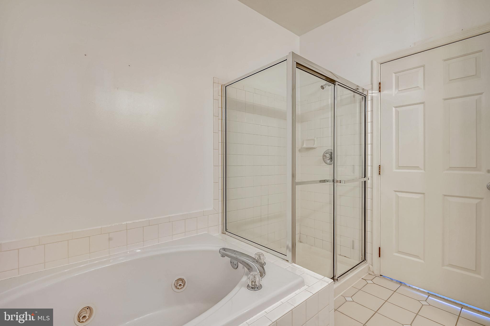 HOLLINGTON - Residential