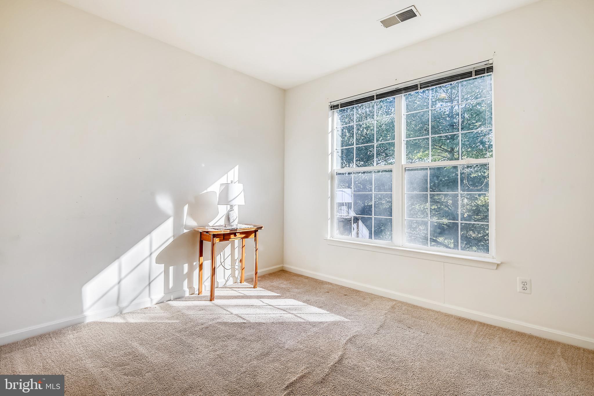 HOLLINGTON - Residential