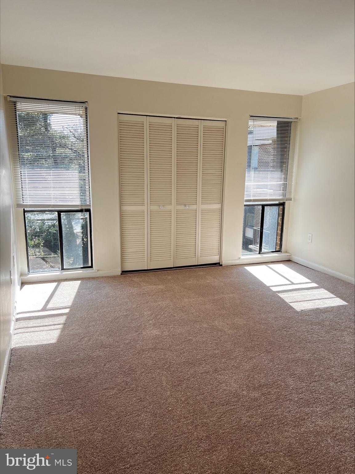 AMERICANA FINMARK - Residential Lease