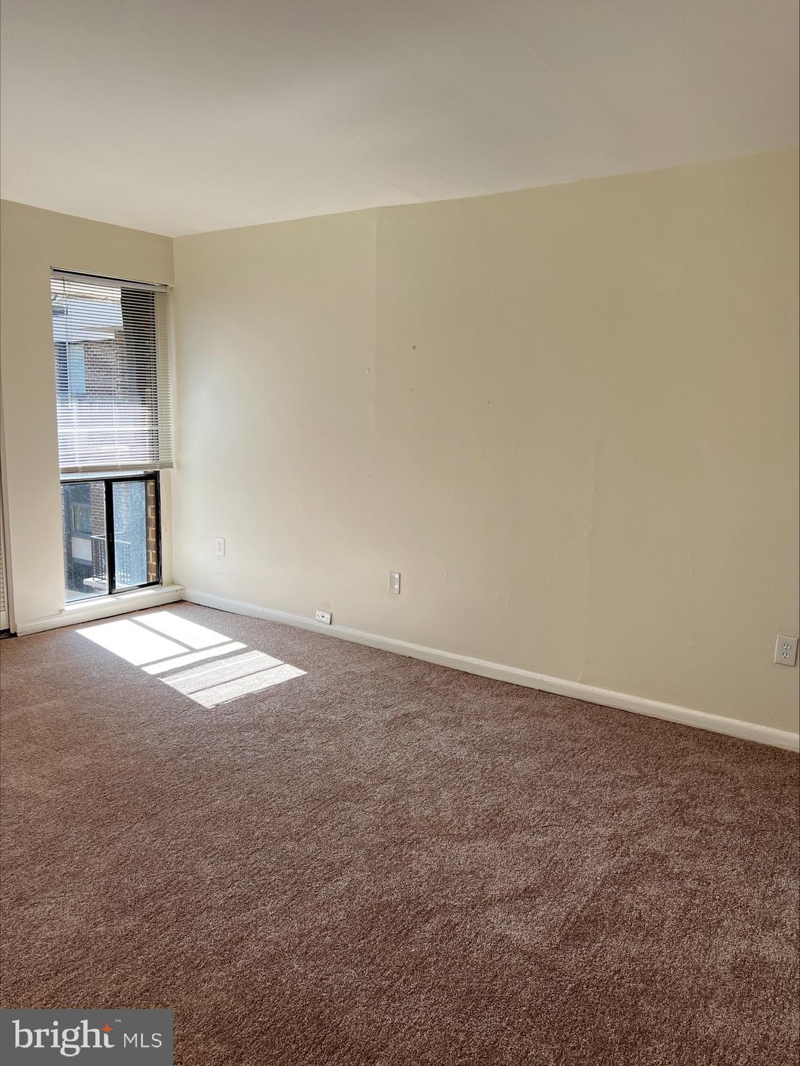 AMERICANA FINMARK - Residential Lease