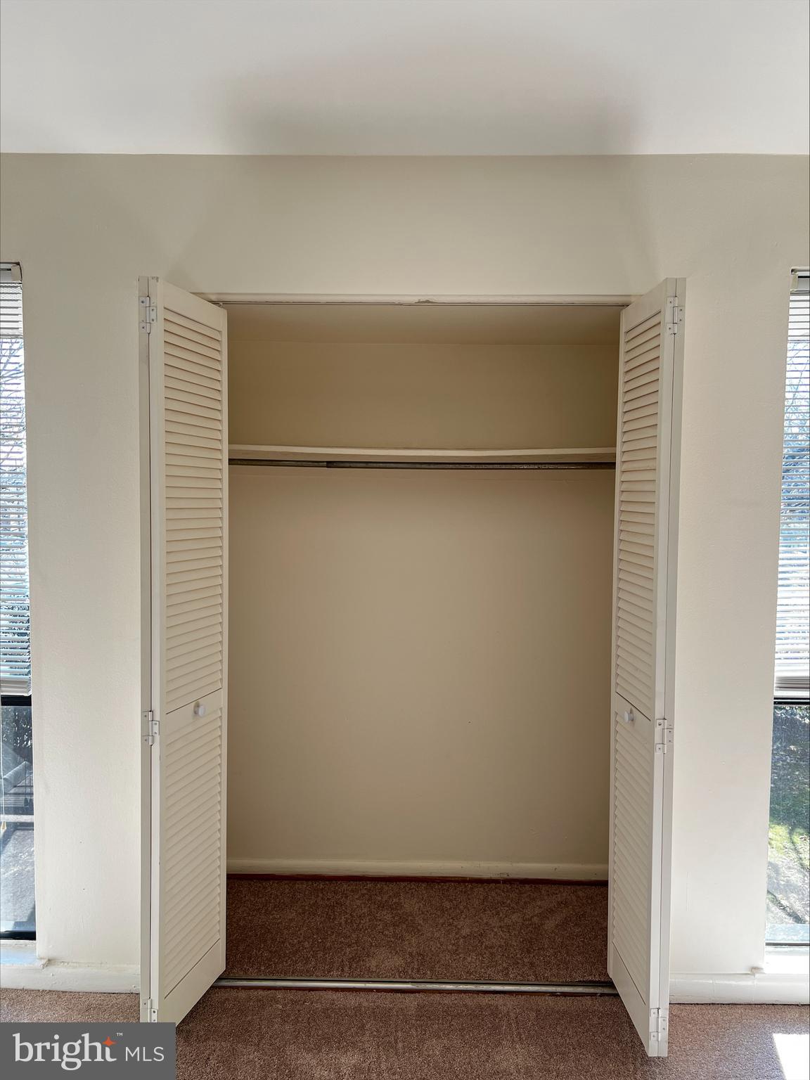 AMERICANA FINMARK - Residential Lease