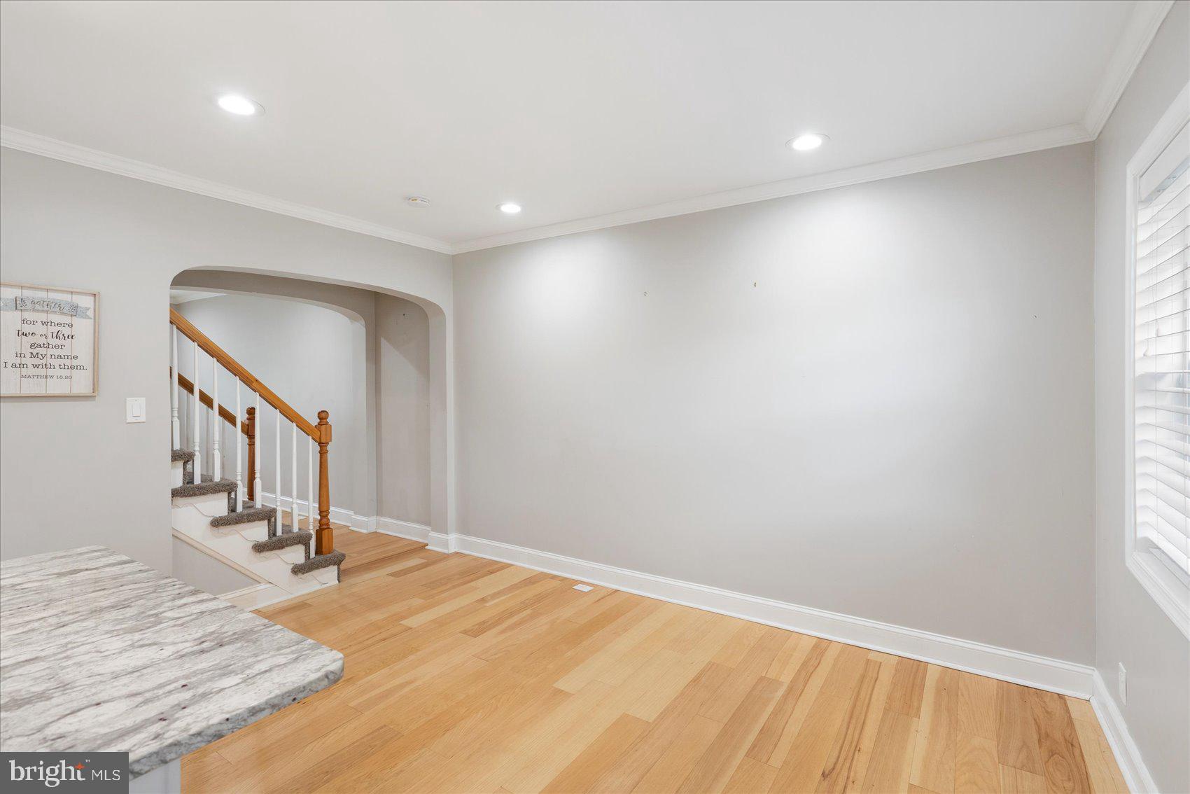 CHINQUAPIN PARK - Residential