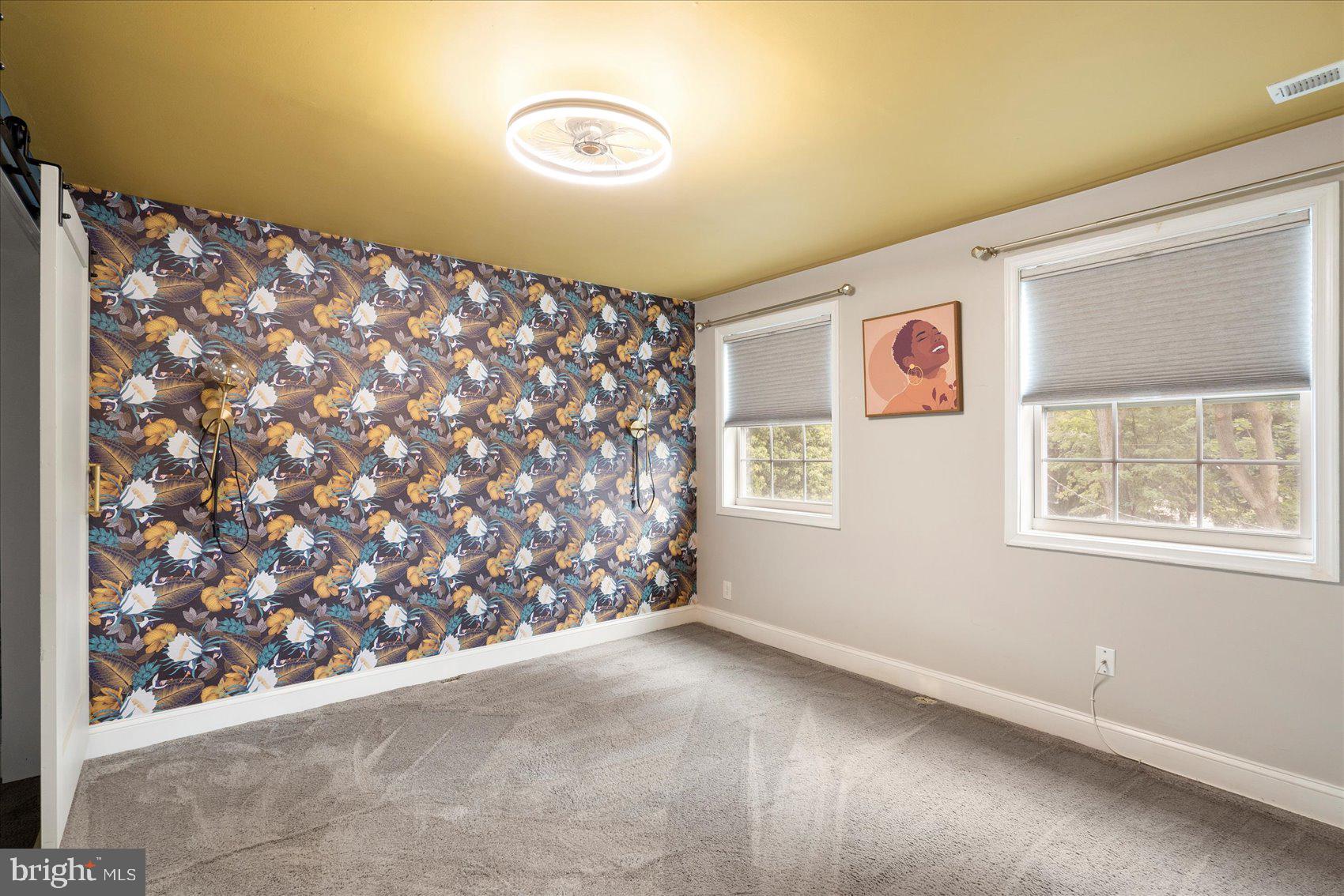 CHINQUAPIN PARK - Residential