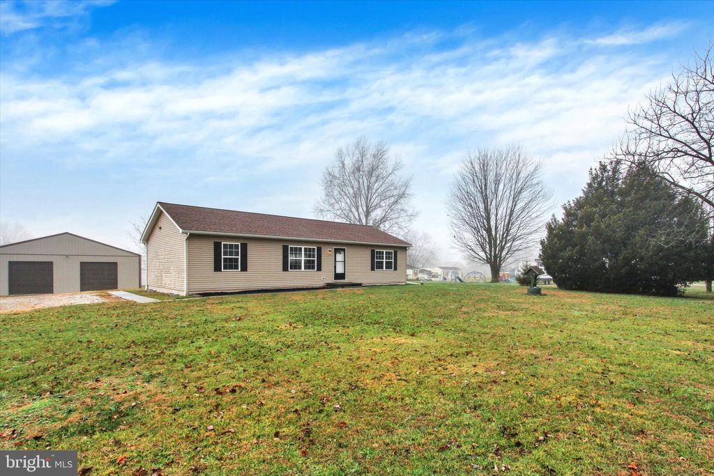 Photo of 893 Georgetown Road, LITTLESTOWN, PA 17340 (MLS # PAAD2020858)