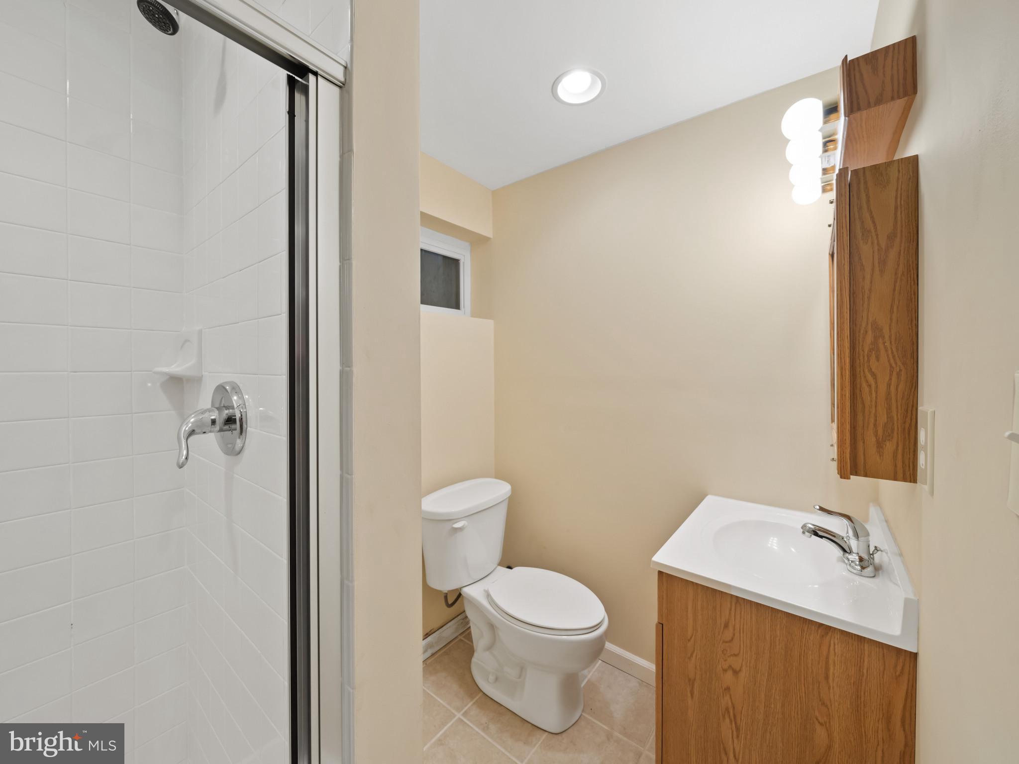 ROCKVILLE - Residential