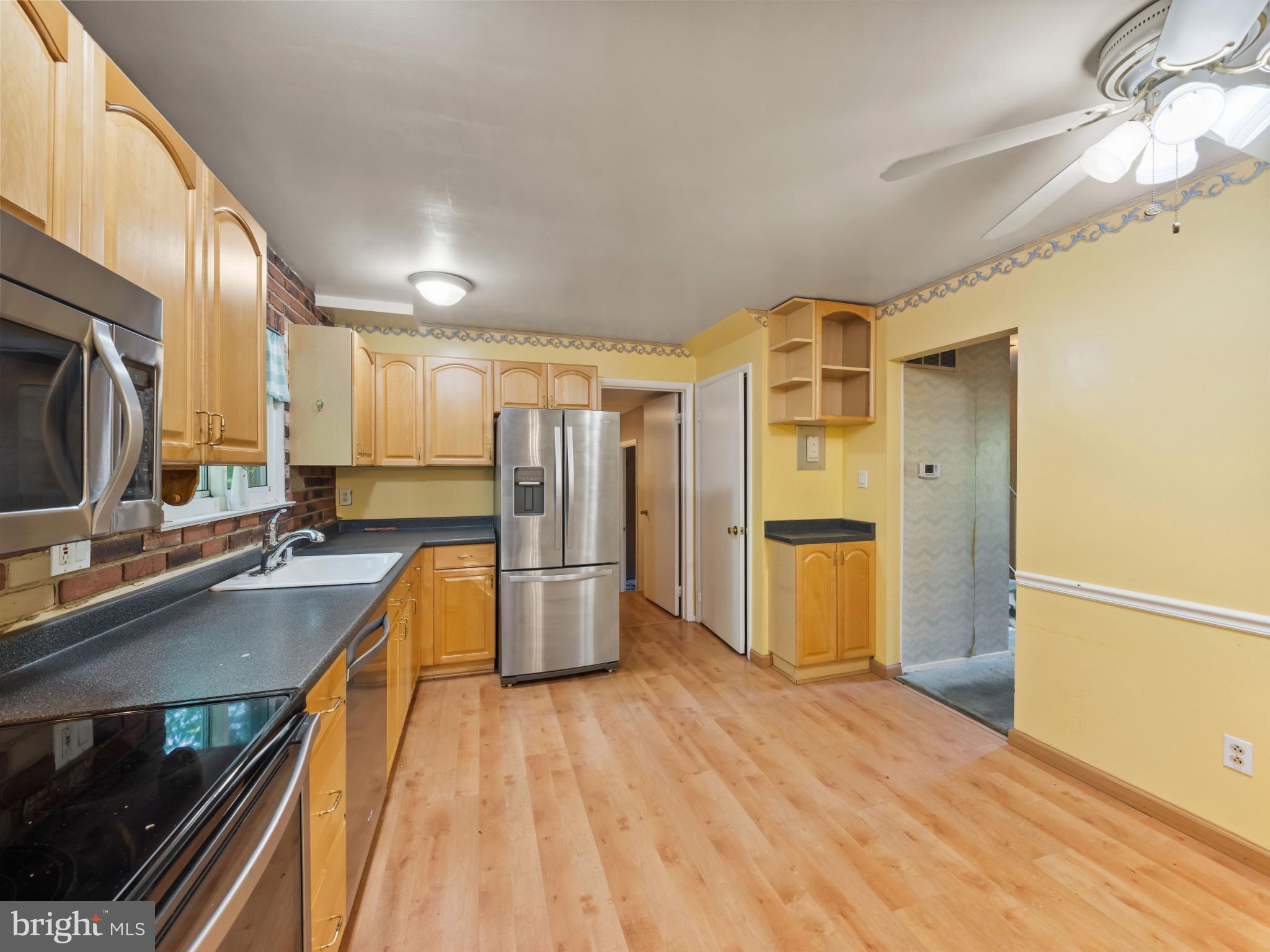 ROCKVILLE - Residential