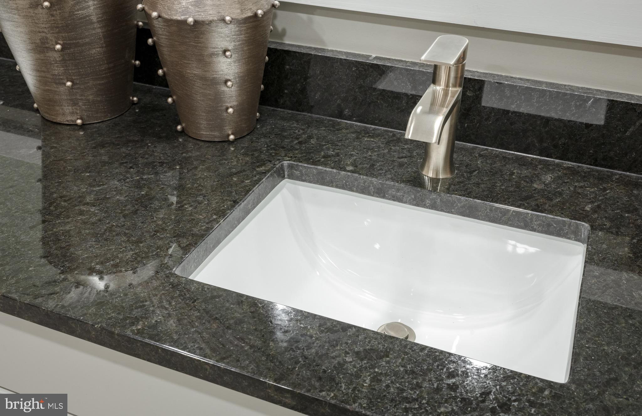 WHITE PLAINS - Residential