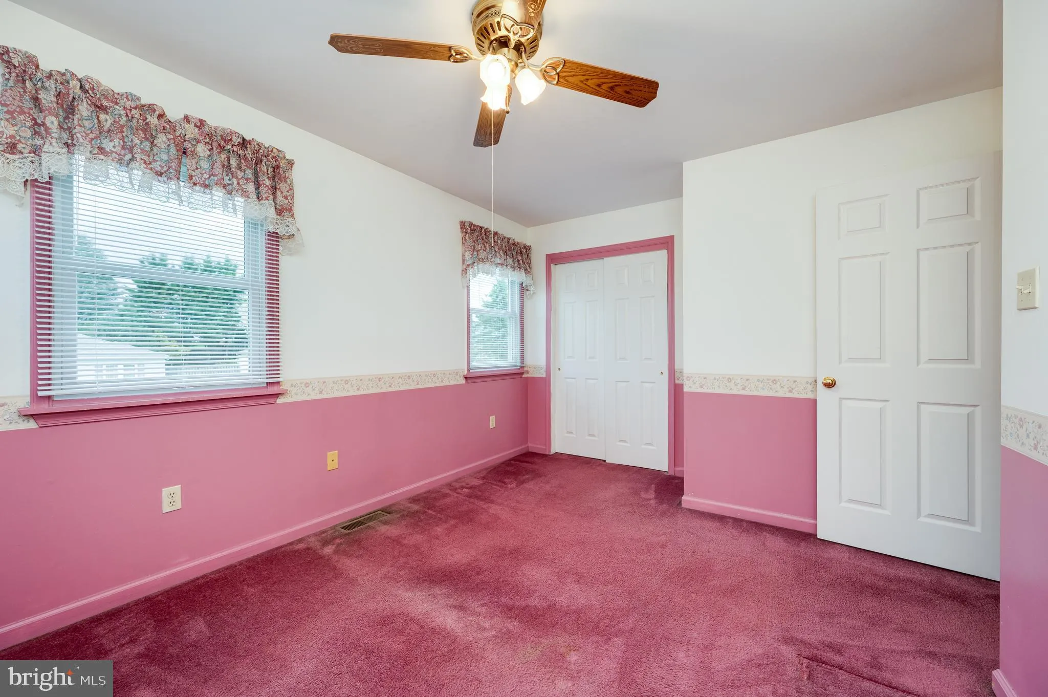 Blandon, Pennsylvania 19510, United States, 4 Bedrooms Bedrooms, ,3 BathroomsBathrooms,Residential,Pending,119078